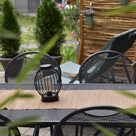 Haus Meierhuesli Malans Bagian luar foto